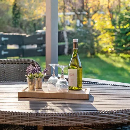 Aurea - 1km From The Sea By Interhome * Hals